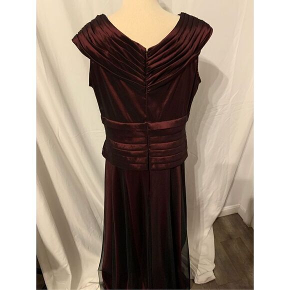 Mother of the bride dress Davids bridal red - Picture 3 of 4